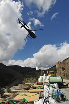  Transporte de material por helicoptero